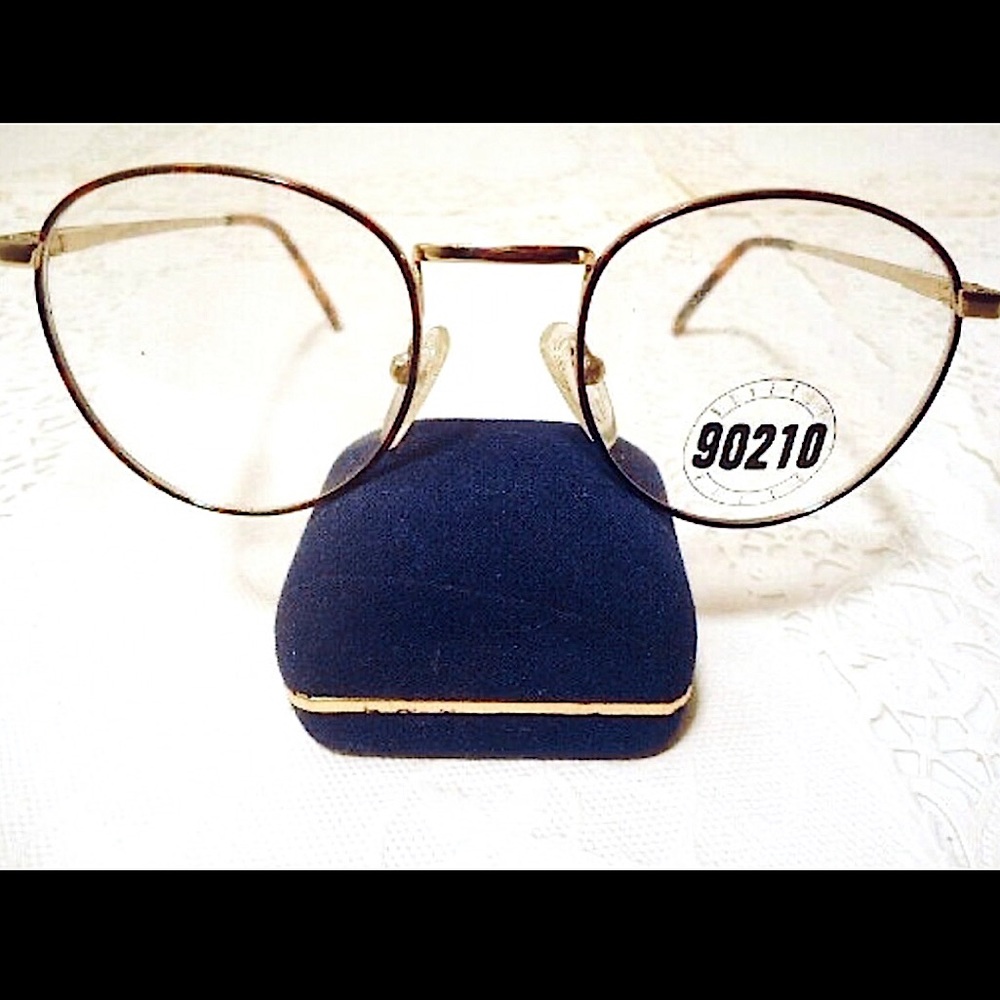 Beverly Hills 90210 by Torano Eyeglasses FRAMES David Tortoise 48-21 140